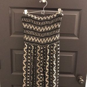 Urban outfitters BRAND NEW pantsuit size medium